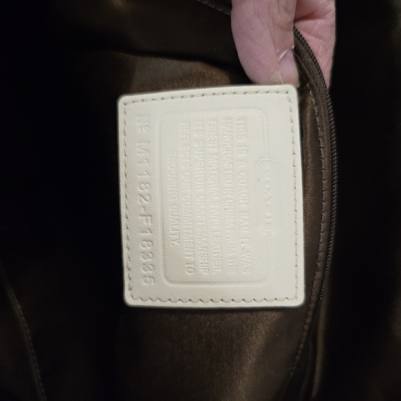 Coach shoulder bag 13x12x4 - Picture 12 of 16